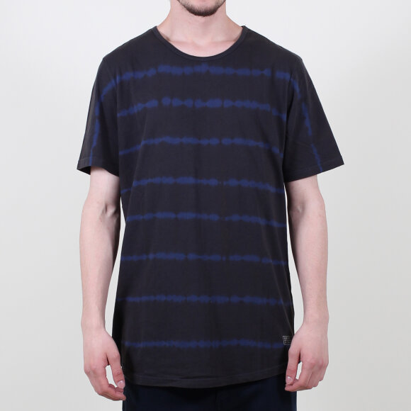 Køb Globe Skateboards tshirt online Globe Skateboards Moonshine Tshirt