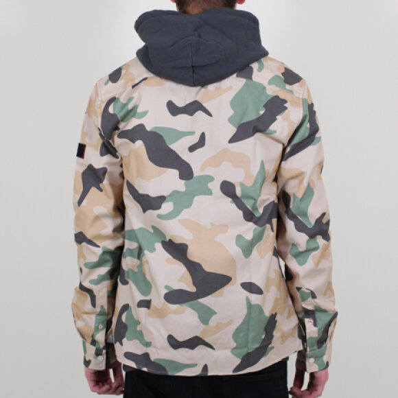 LeFix - Camo Zip Shirt