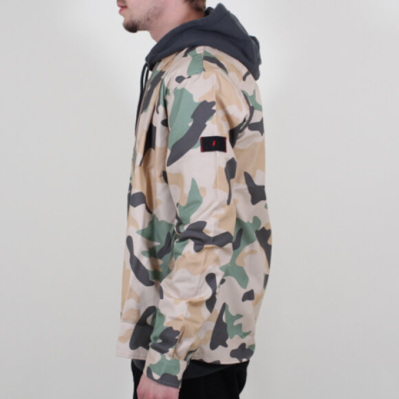 LeFix - Camo Zip Shirt