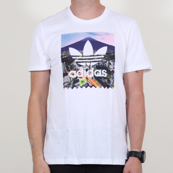 Adidas - Adidas - Tokyo Photo T-shirt