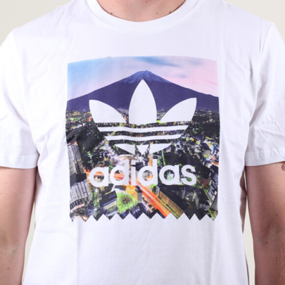 Adidas - Adidas - Tokyo Photo T-shirt