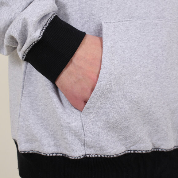 Alis - Work Wood Hoodie | Black/Grey