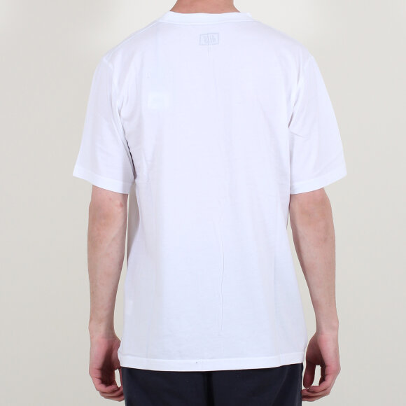 Alis - GlobALISe T-Shirt | White