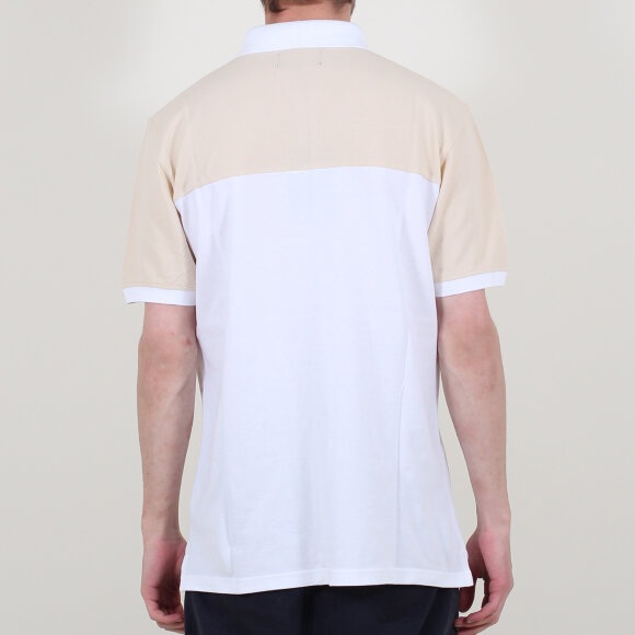 Alis - Doing Polo | Oyster
