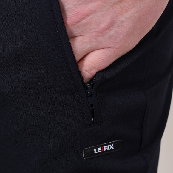 LeFix - Flex Track Pants | Navy