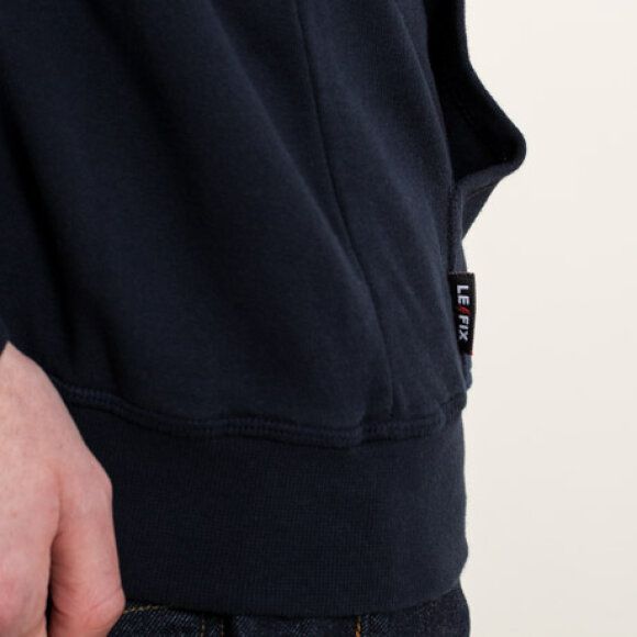 LeFix - Panel Hood