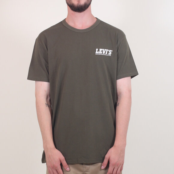 Levi's® - Levis - Skate Graphic SS Tee | Army