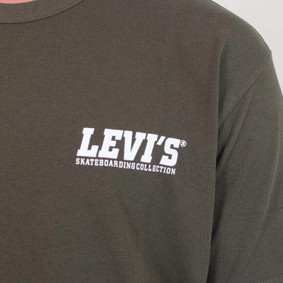 Levi's® - Levis - Skate Graphic SS Tee | Army