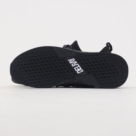 Project Delray - Wavey | Black/White