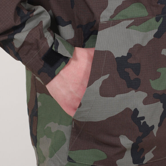 Nike SB - Nike SB - Flex Camo Jacket