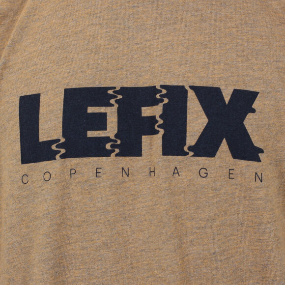 Le-fix - LeFix - Blury Letters T-shirt