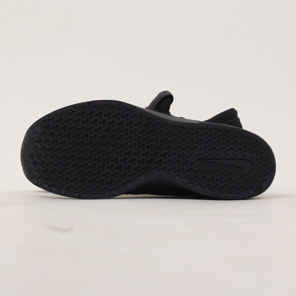 Nike SB - NIke SB - Air Max Janoski 2 | Black/Black