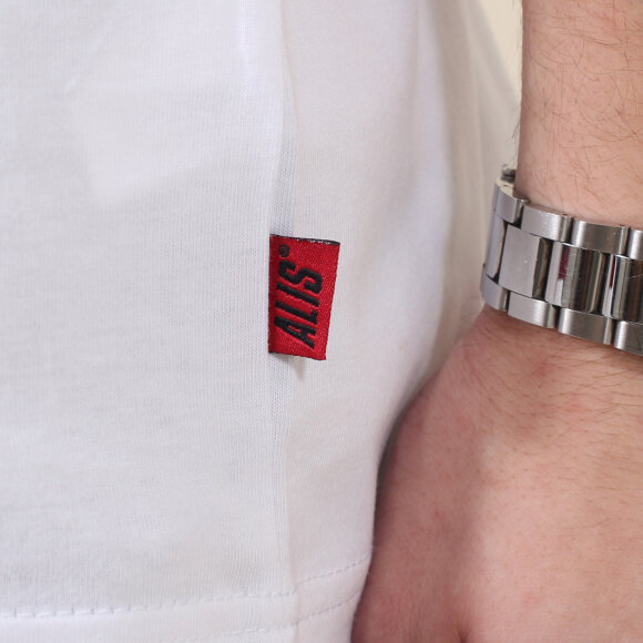 Alis - Sticker Game Stencil T-Shirt