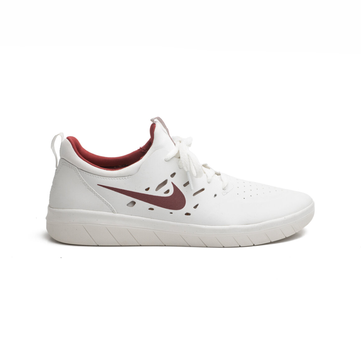 nike nyjah crimson