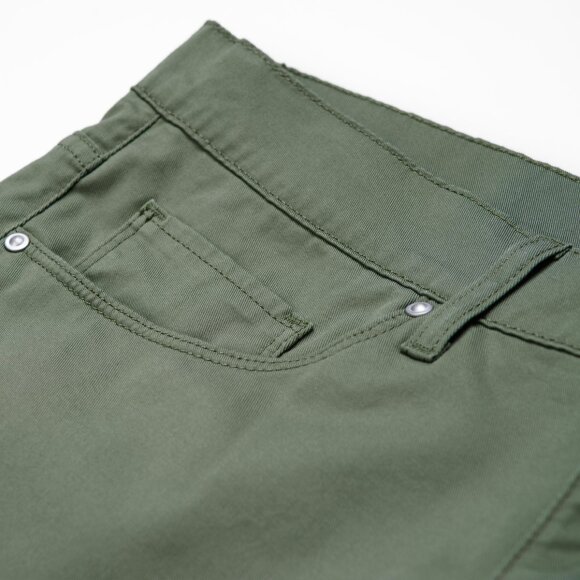 Carhartt WIP - Carhartt WIP - Swell Short | Dollar Green