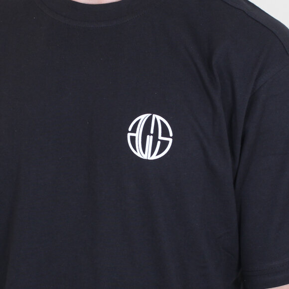 Alis - Full Circle T-Shirt 