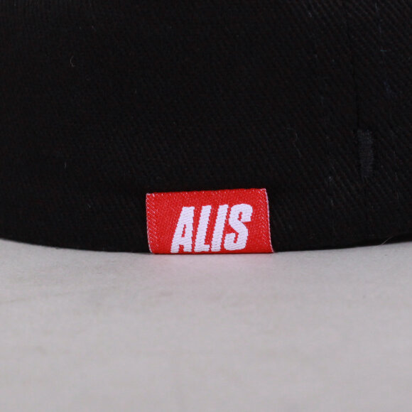 Alis - A Cap