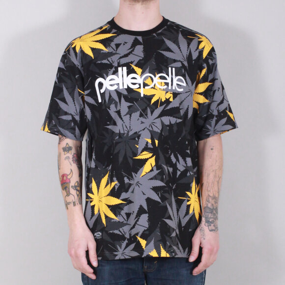 Pelle Pelle - Corporate Dope T-shirt