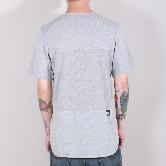 Nike SB - Nike SB - T-shirt Skyline | Grey