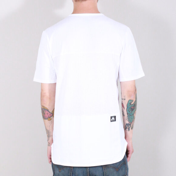 Nike SB - Nike SB - T-shirt Skyline | White