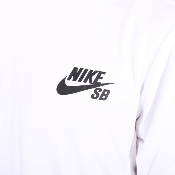 Nike SB - Nike SB - T-shirt Skyline | White