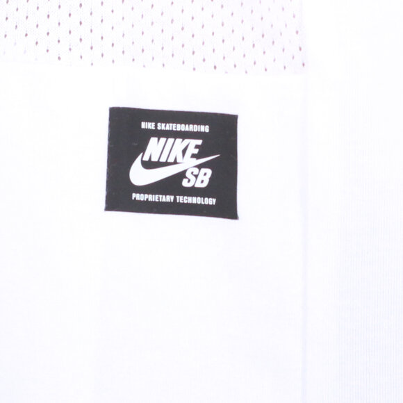 Nike SB - Nike SB - T-shirt Skyline | White