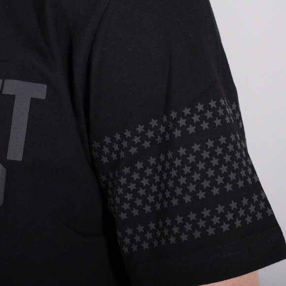 Carhartt WIP - Carhartt - Brooklyn T-Shirt | Black
