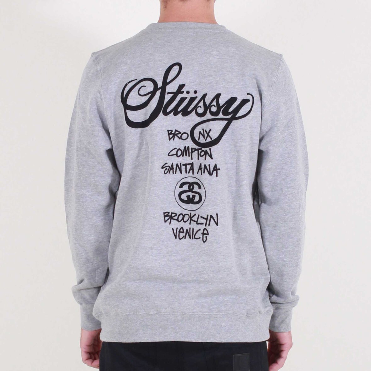 Køb Stussy sweatshirt online | World Tour Crew | collabo.dk