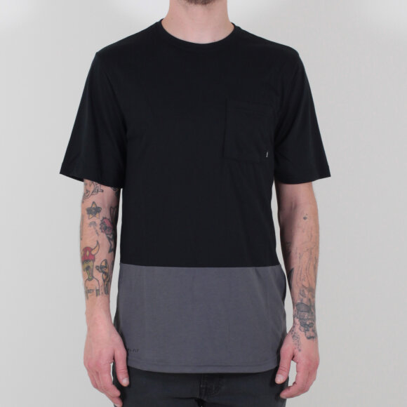 Nike SB - Nike SB - Dri-Fit Pocket Tee | Black