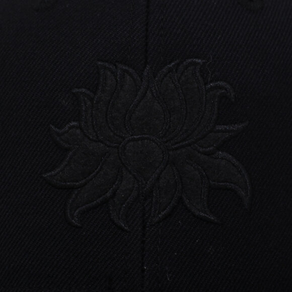 Alis - Alis - Lotus Snapback Cap | Black
