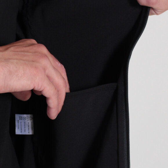 Le Fix - Bicycle Jacket | Black