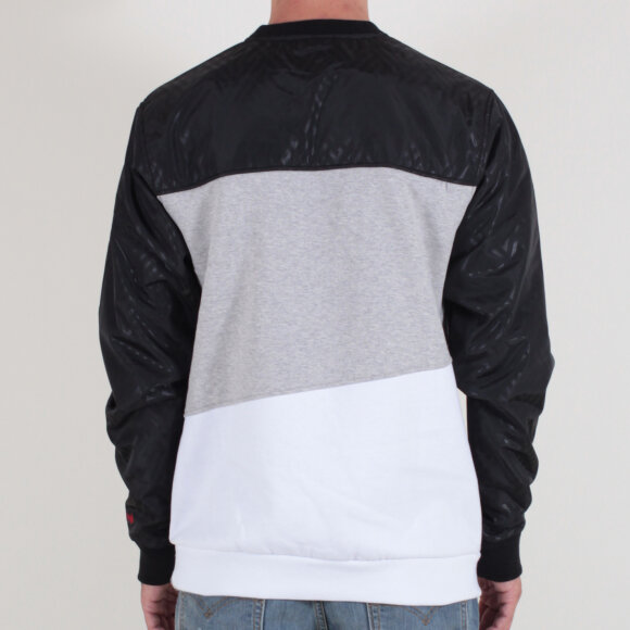 Pelle Pelle - Sayagata rmx Crewneck | Black
